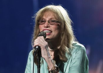 Carly Simon rivela: "Ho il Parkinson, ma non ho smesso di vivere"