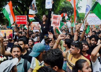 India inasprisce le pene per le fughe d'esame dopo le proteste