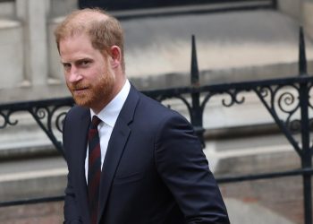 Harry e altri vip condannati a pagare 9,5 milioni al Mail