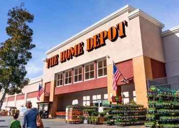 Home Depot batte le attese nonostante il mercato immobiliare "congelato"