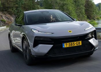 Lotus rinuncia al suo SUV elettrico da 232.900 dollari in America