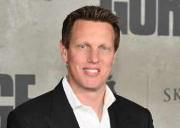 Paramount alza le stime ma la fusione con Warner resta bloccata