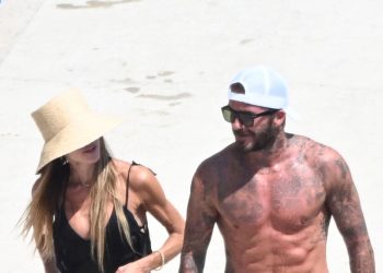 Victoria e David Beckham: due filosofie opposte al sole
